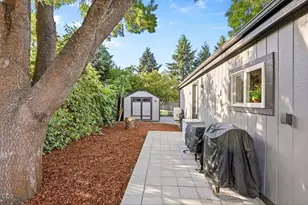 6400 Frost Ln, Talent, OR 97540 - Photo 27