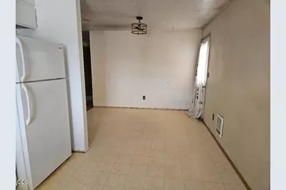 2411 SW Umatilla Avenue, Redmond, OR 97756 - Photo 9