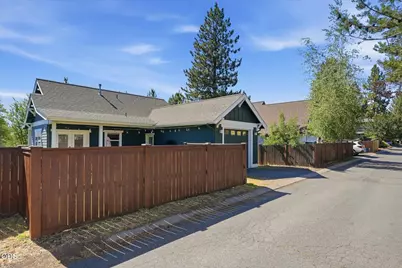 1236 NW Mount Washington Drive, Bend, OR 97703 - Photo 35