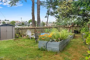 741 Pacific Ave, Brookings, OR 97415 - Photo 35