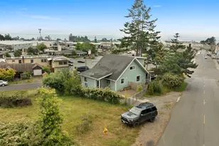 741 Pacific Ave, Brookings, OR 97415 - Photo 45