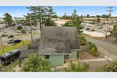 741 Pacific Avenue, Brookings, OR 97415 - Photo 39