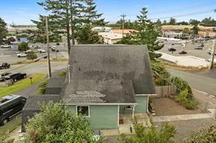 741 Pacific Ave, Brookings, OR 97415 - Photo 39