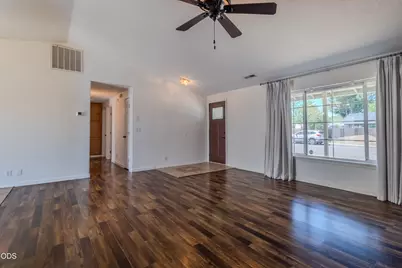 1104 Coachman Drive, Central Point, OR 97502 - Photo 5