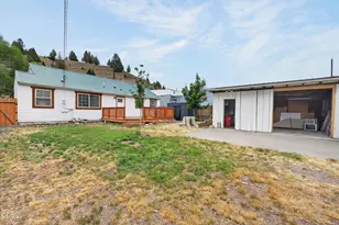 407 S Canyon Blvd, John Day, OR 97845 - Photo 35