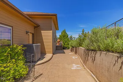 1354 Ridgecrest Drive, Klamath Falls, OR 97601 - Photo 43