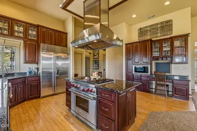1354 Ridgecrest Drive, Klamath Falls, OR 97601 - Photo 5