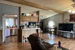 620 E Viewpoint Dr, Culver, OR 97734 - Photo 3
