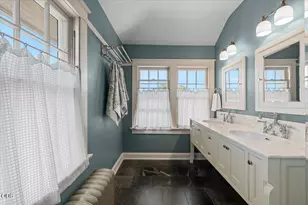 1307 Queen Anne Ave, Medford, OR 97504 - Photo 27