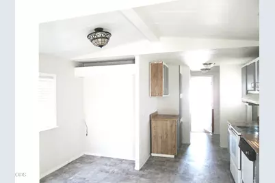 4751 Bellm Drive #SPC 33, Klamath Falls, OR 97603 - Photo 9