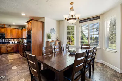 21455 SW Young Avenue, Bend, OR 97703 - Photo 23