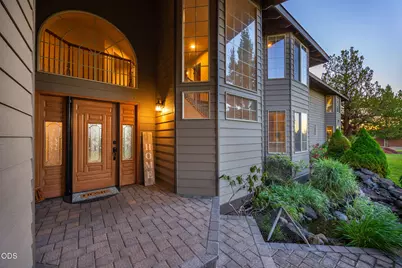 21455 SW Young Avenue, Bend, OR 97703 - Photo 3