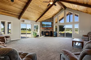 21455 SW Young Ave, Bend, OR 97703 - Photo 19