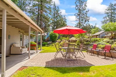 709 NE Lafayette Avenue, Bend, OR 97701 - Photo 19