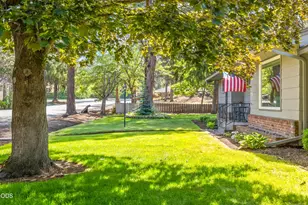 709 NE Lafayette Ave, Bend, OR 97701 - Photo 23