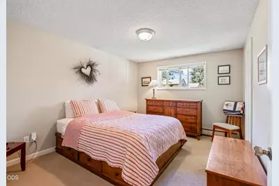 709 NE Lafayette Avenue, Bend, OR 97701 - Photo 11