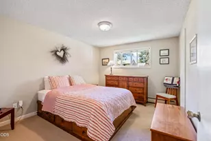 709 NE Lafayette Ave, Bend, OR 97701 - Photo 11