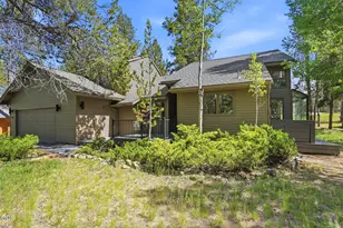 17901 Red Cedar Ln, Sunriver, OR 97707 - Photo 3