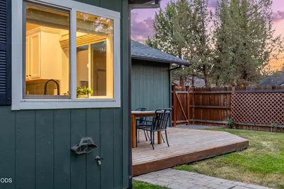 20640 Wild Rose Lane, Bend, OR 97702 - Photo 29