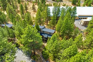 19717 SW Mount Bachelor Dr, Bend, OR 97702 - Photo 29