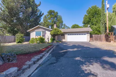 1660 NW Highland Avenue, Grants Pass, OR 97526 - Photo 51