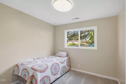 1660 NW Highland Avenue, Grants Pass, OR 97526 - Photo 17