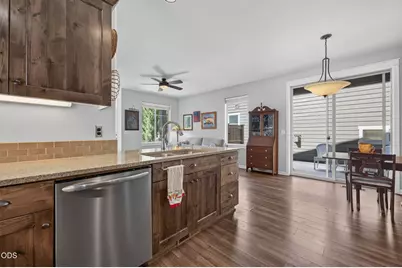 20844 Gateway Drive, Bend, OR 97702 - Photo 15