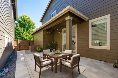 20844 Gateway Drive, Bend, OR 97702 - Photo 17
