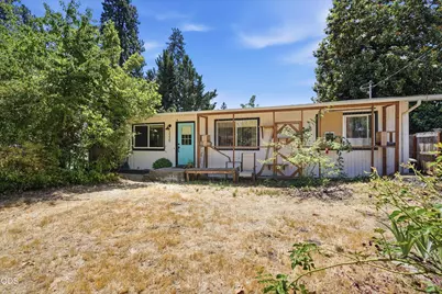3339 Perrydale Court, Medford, OR 97501 - Photo 39