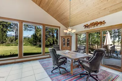 64464 Collins Road, Bend, OR 97703 - Photo 19