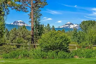 64464 Collins Rd, Bend, OR 97703 - Photo 3