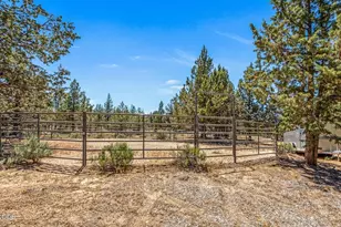 64464 Collins Rd, Bend, OR 97703 - Photo 33