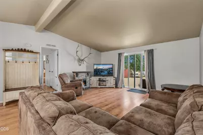 4900 NW Homestead Way, Redmond, OR 97756 - Photo 5