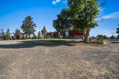 4900 NW Homestead Way, Redmond, OR 97756 - Photo 33