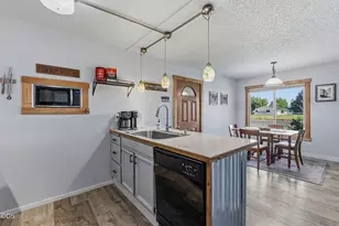 524 NW Martingale Rd, Prineville, OR 97754 - Photo 9