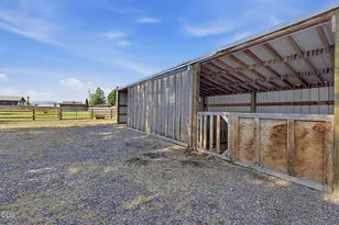 524 NW Martingale Rd, Prineville, OR 97754 - Photo 19