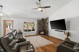 2716 Boone Cir, La Pine, OR 97739 - Photo 11