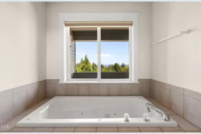 3056 NW Craftsman Drive, Bend, OR 97703 - Photo 27