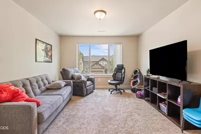 1885 NE Altura Drive, Bend, OR 97701 - Photo 19