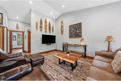 63225 Stonewood Drive, Bend, OR 97701 - Photo 5