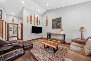 63225 Stonewood Dr, Bend, OR 97701 - Photo 5