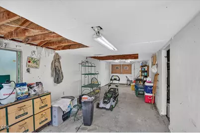 2240 Hull Road, Medford, OR 97501 - Photo 41