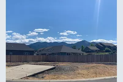 349 Quail Circle, Talent, OR 97540 - Photo 9