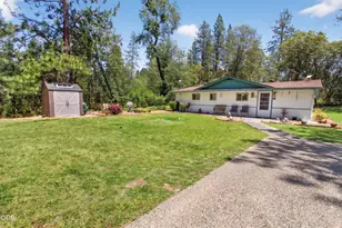 4041 Woodland Park Rd, Grants Pass, OR 97527 - Photo 13
