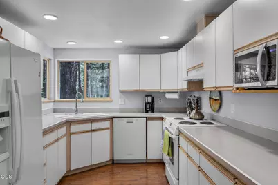 70974 Meadow Grass Circle #GH 52, Black Butte Ranch, OR 97759 - Photo 9