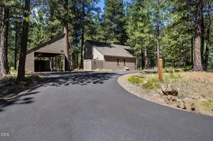70974 Meadow Grass Cir, Black Butte Ranch, OR 97759 - Photo 1