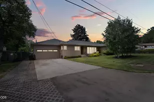 134 White Oak Dr, Medford, OR 97504 - Photo 63