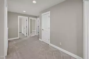 61289 Bronze Meadow Ln, Bend, OR 97702 - Photo 35
