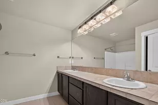 61289 Bronze Meadow Ln, Bend, OR 97702 - Photo 49
