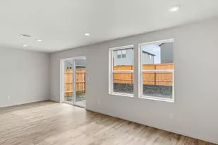 2570 Addysen Pk Wy, Medford, OR 97501 - Photo 3